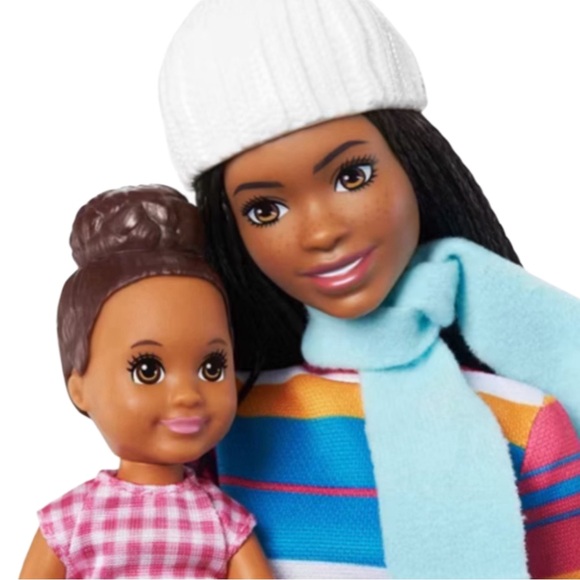 Barbie life In The City  "Brooklyn" Roberts Ice Skating Playset - Picture 6 of 7